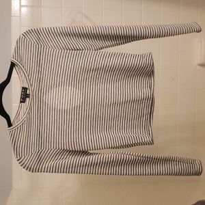 Striped long sleeve cotton top with keyhole back detail